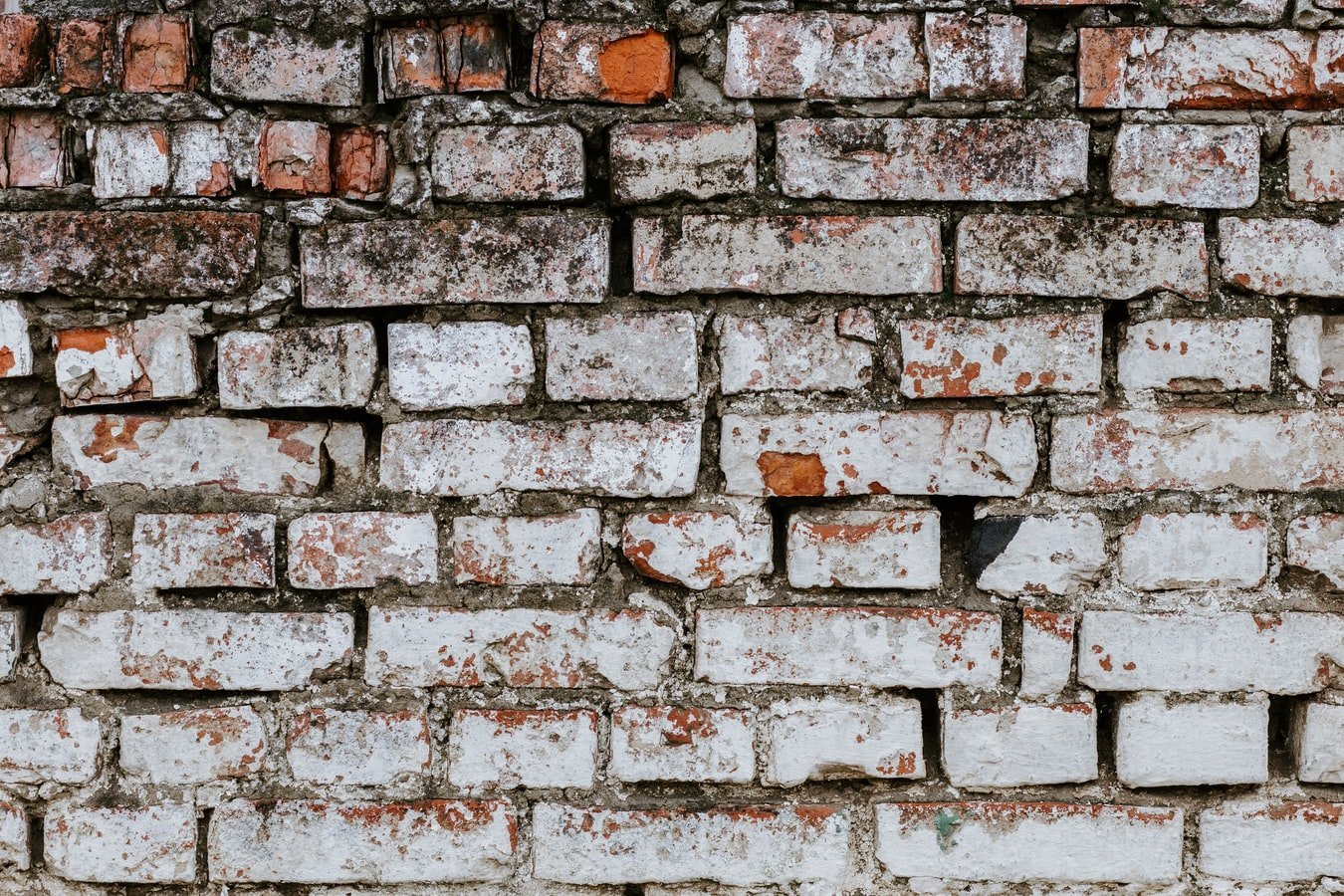 Reparar grietas en paredes de ladrillos