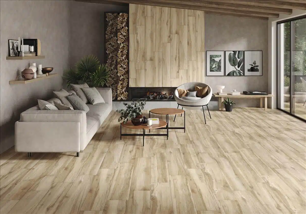 Suelo reformado de aspecto madera